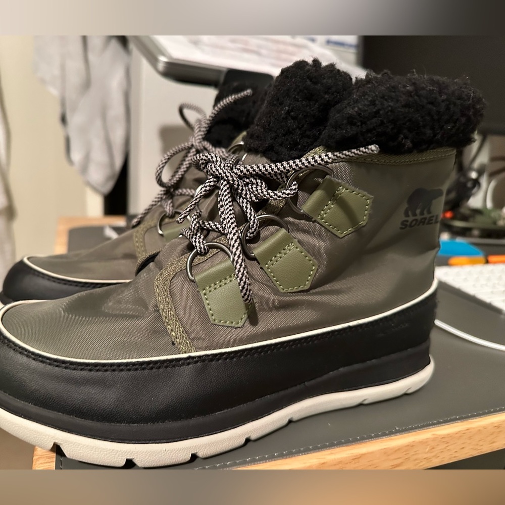 Sorel rain boots
